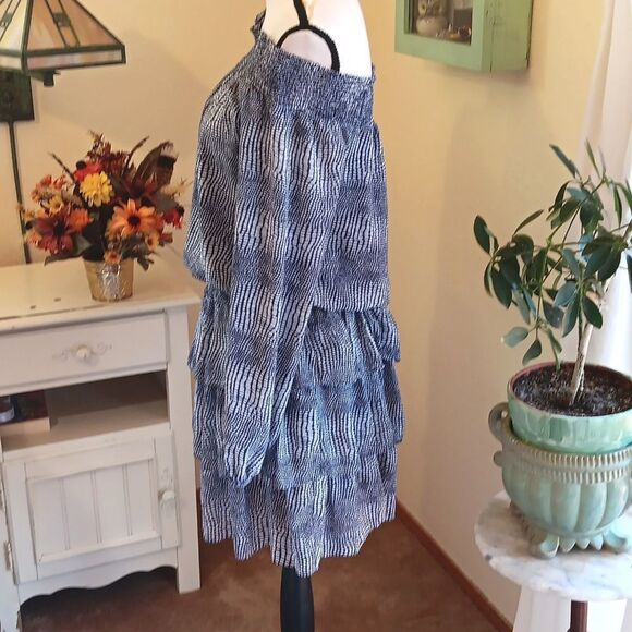 MICHAEL Michael Kors Zephyr Snake Navy and White Dress. Flirty, Flouncy, Coqette - Picture 5 of 11